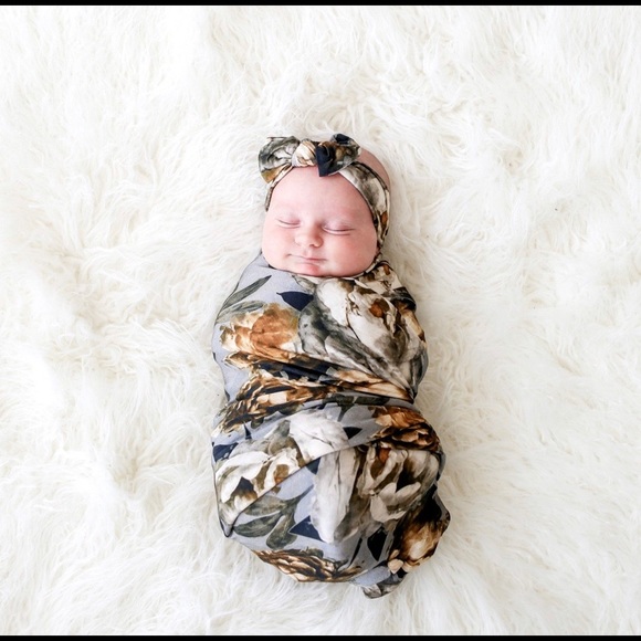 Posh Peanut Accessories New Posh Peanut Paige Peony Floral Swaddle